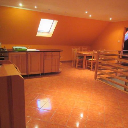 Menyhart Apartman Gyenesdiason 6 Fo Reszere Luaran gambar